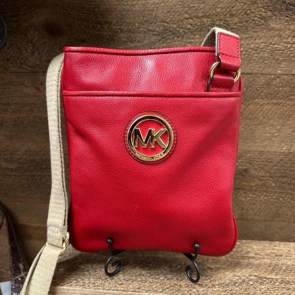 Michael Kors 🔥 gorgeous